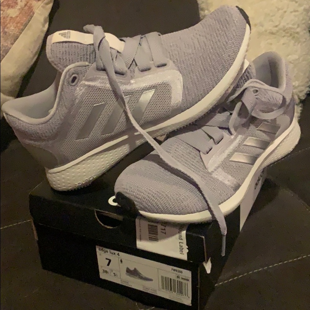 Adidas edge lux 4 running sneakers